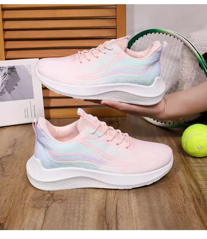 Tênis feminino de malha respirável, calçado esportivo casual para corrida, verão 2025, calçado para caminhada, tênis plataforma feminino