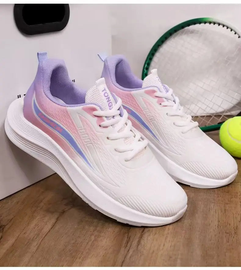 Tênis feminino de malha respirável, calçado esportivo casual para corrida, verão 2025, calçado para caminhada, tênis plataforma feminino