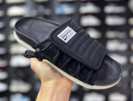 Nike Sportswear Slides